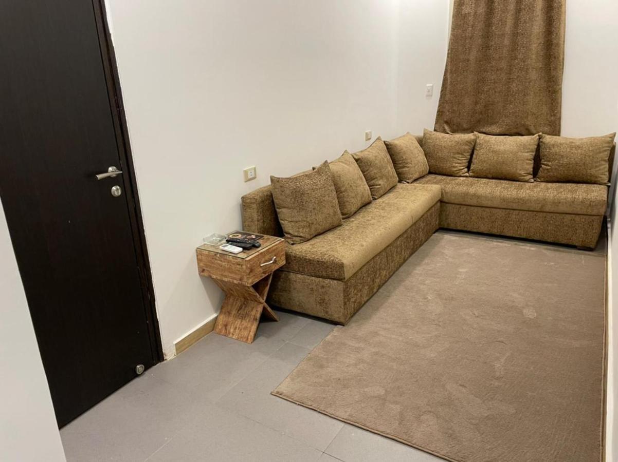 Valencia Ap Cairo Hotel Ngoại thất bức ảnh