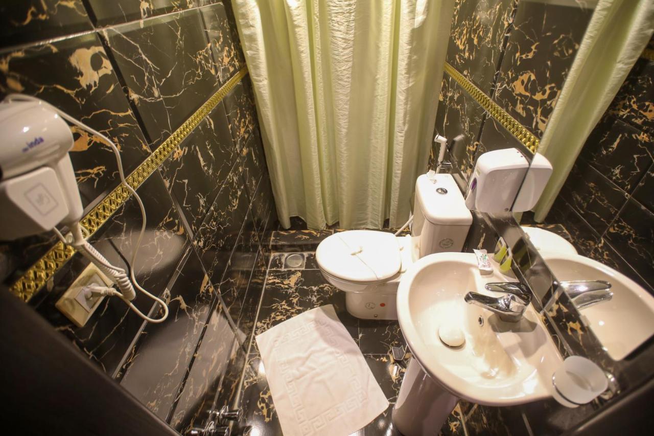 Valencia Ap Cairo Hotel Ngoại thất bức ảnh